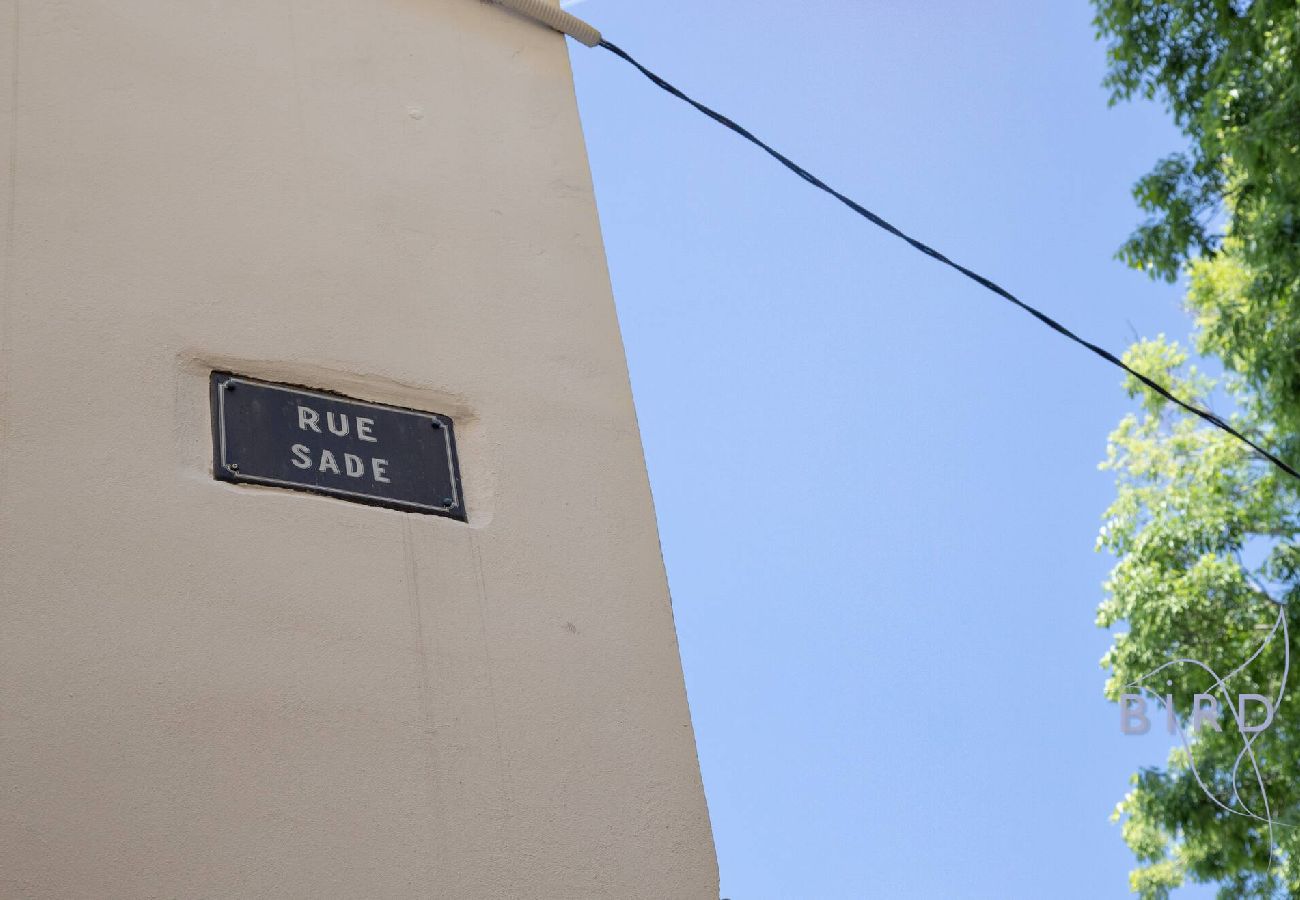 Appartement à Antibes - Charmant T2 lumineux au cœur du Vieil Antibes – Place Nationale