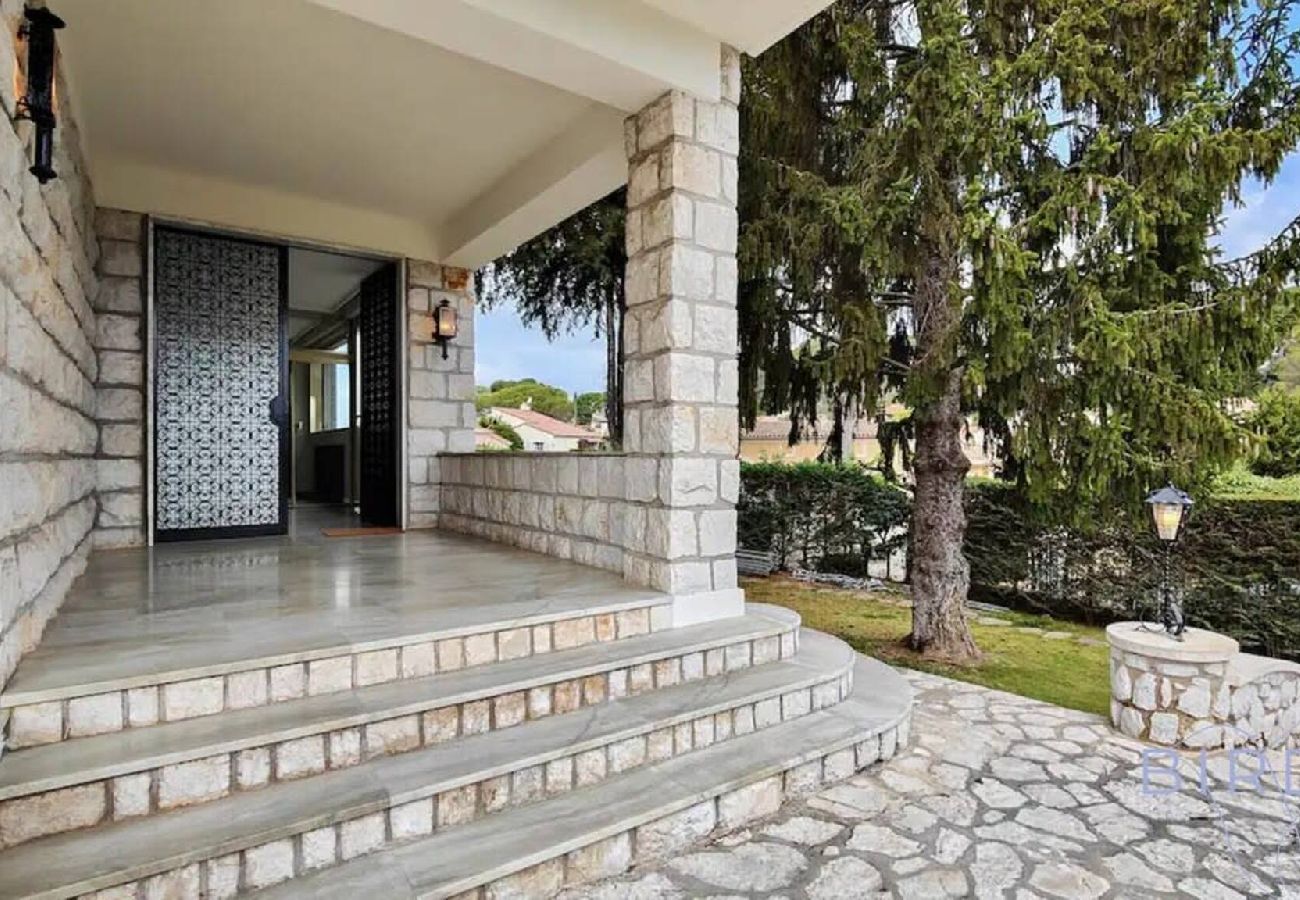 Villa à Mougins - Magnifique demeure avec piscine et jardin Mougins 