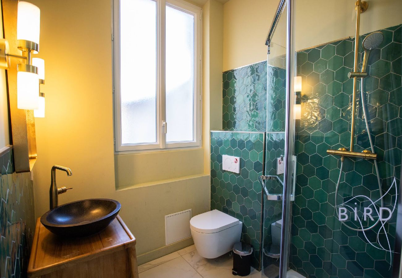 Appartement à Antibes - La Gravette • Escapade chic Vieil Antibes & plages