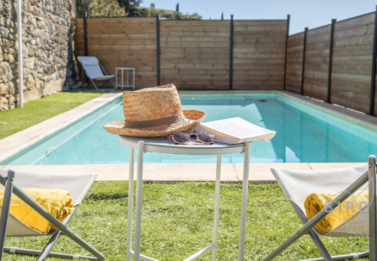 Villa à Le Cannet - Jolie villa avec Piscine et vue mer hauteurs de 