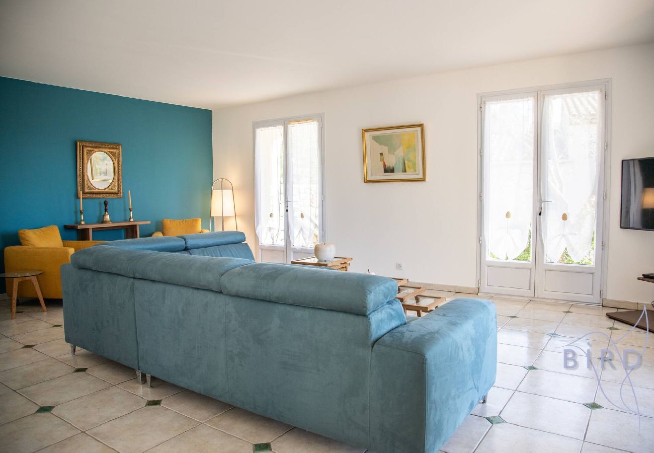 Villa à Le Cannet - Jolie villa avec Piscine et vue mer hauteurs de 