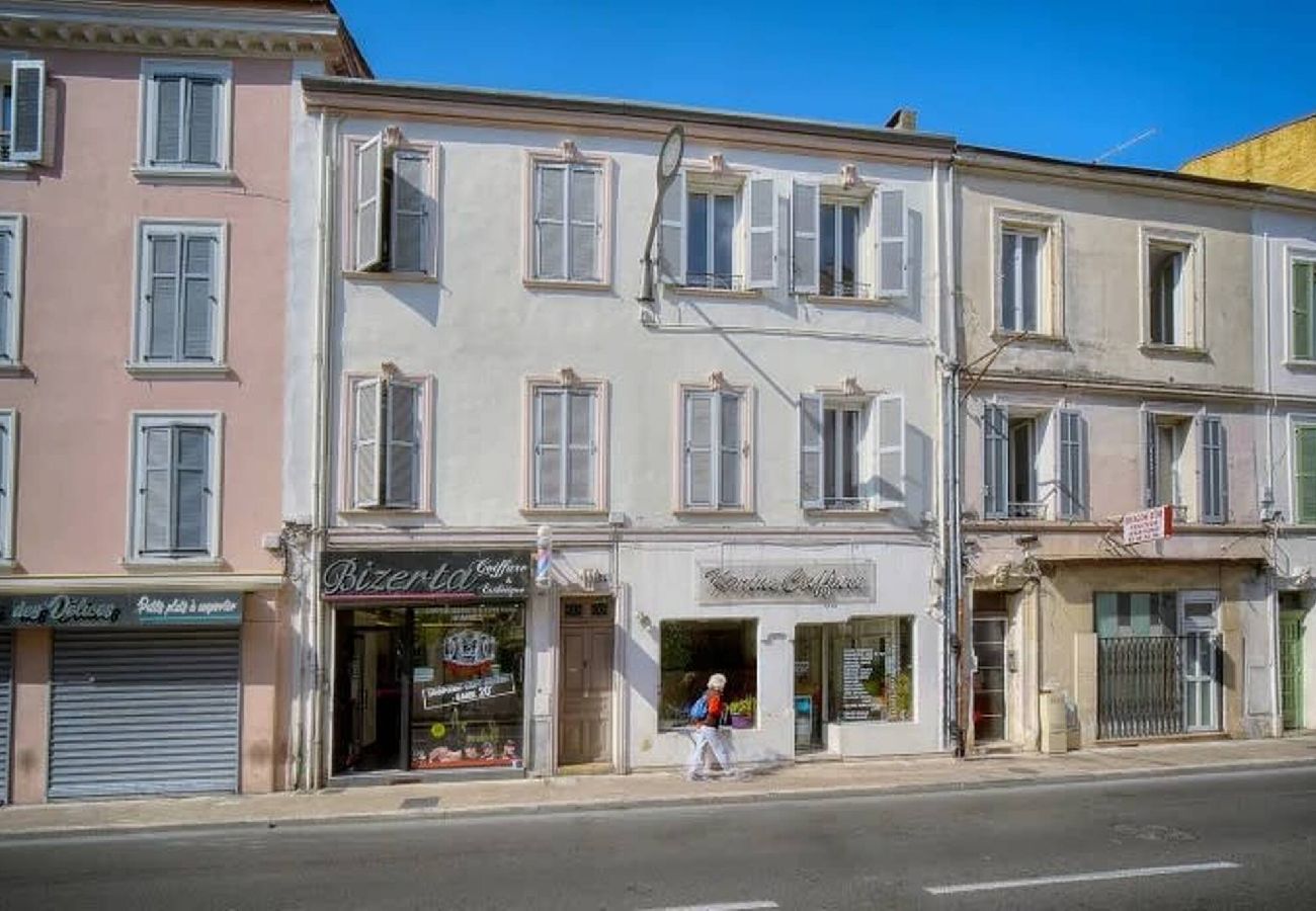 Studio à Cannes - Lumineux studio à 5 min de l'hyper centre 