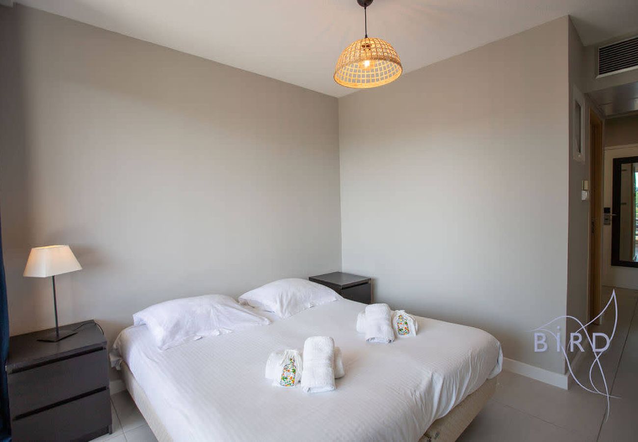 Appartement à Mandelieu-la-Napoule - Bel appartement à l'orée du golf 