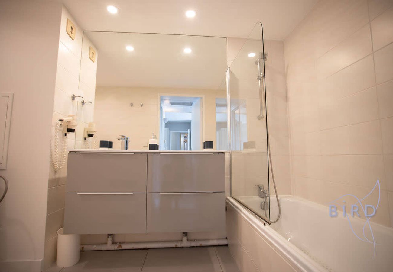 Appartement à Mandelieu-la-Napoule - Bel appartement à l'orée du golf 