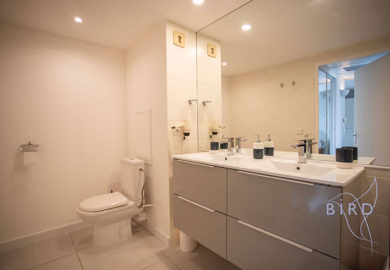 Appartement à Mandelieu-la-Napoule - Bel appartement à l'orée du golf 