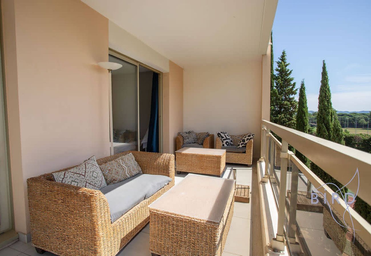 Appartement à Mandelieu-la-Napoule - Bel appartement à l'orée du golf 