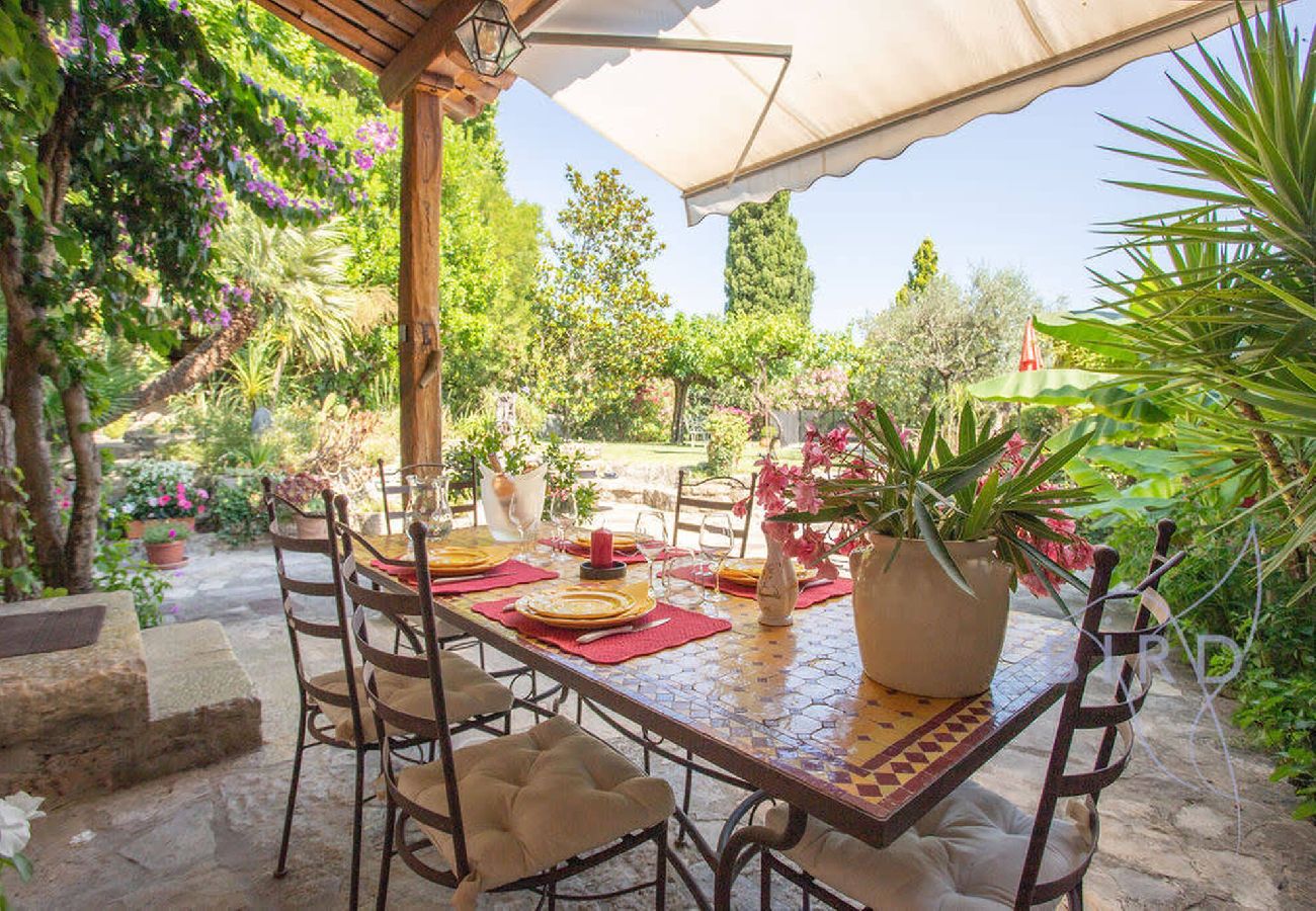 Villa à Fayence - Somptueux mas provencal au pied du village de Fayence