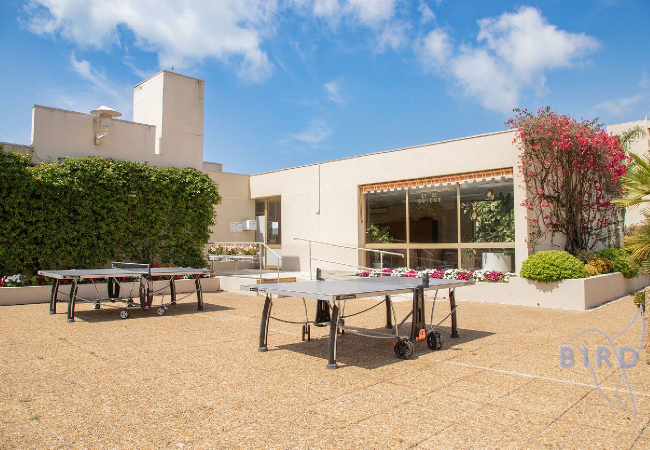Studio à Antibes - Grand Studio Piscine Juan les Pins 