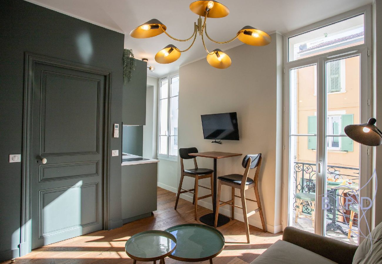 Studio à Antibes - Joli Studio L'Olivette 