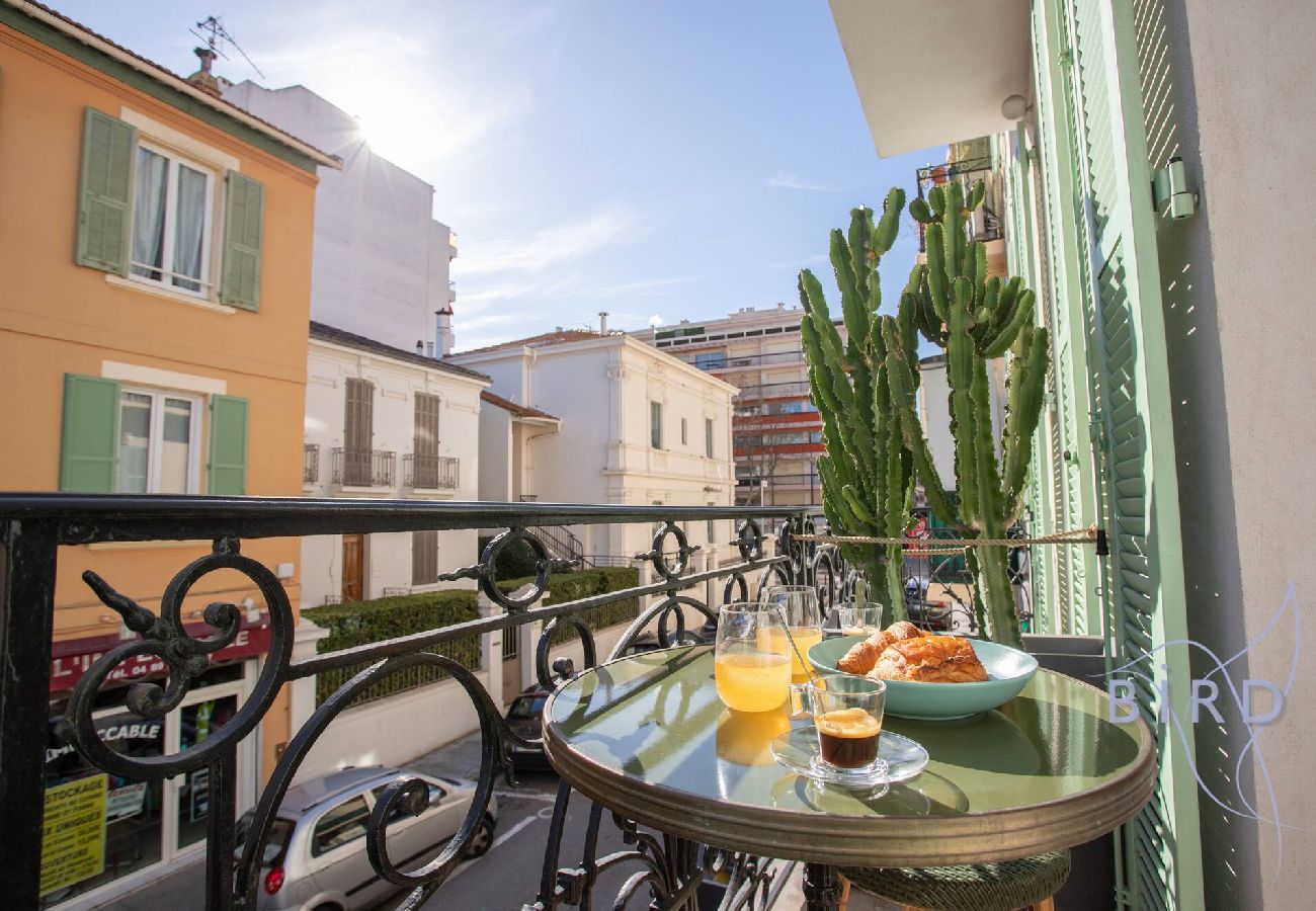 Studio à Antibes - Joli Studio L'Olivette 