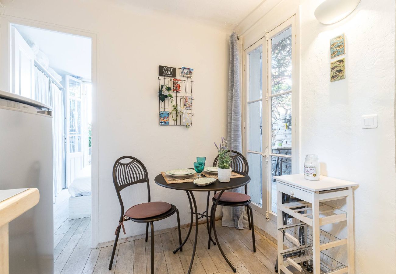 Appartement à Cannes - Atypique 2 pièces coeur du Suquet à Cannes 