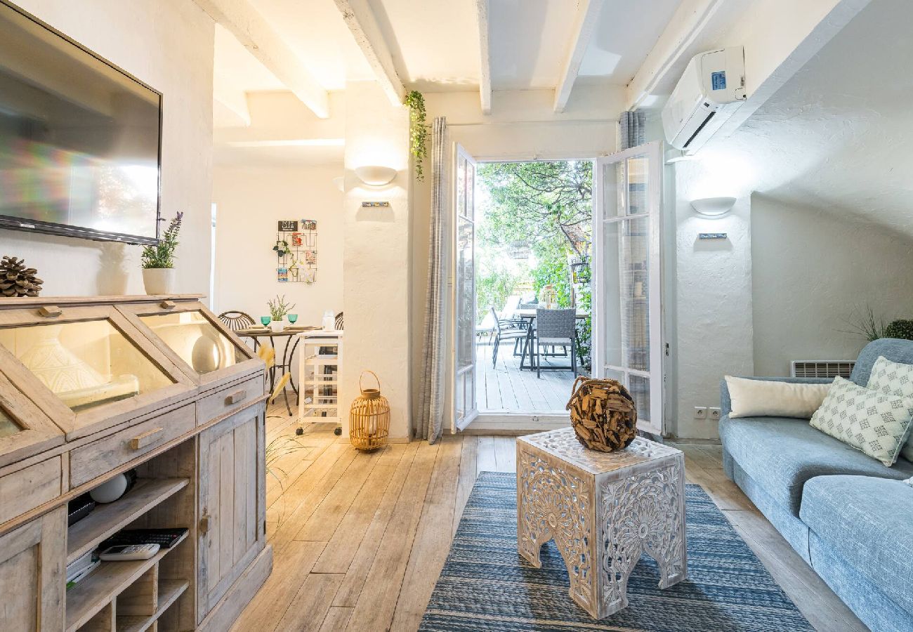 Appartement à Cannes - Atypique 2 pièces coeur du Suquet à Cannes 