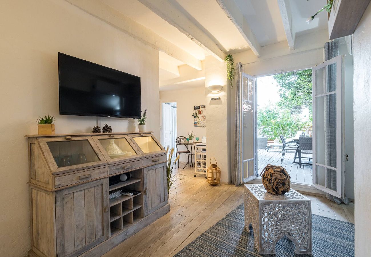 Appartement à Cannes - Atypique 2 pièces coeur du Suquet à Cannes 