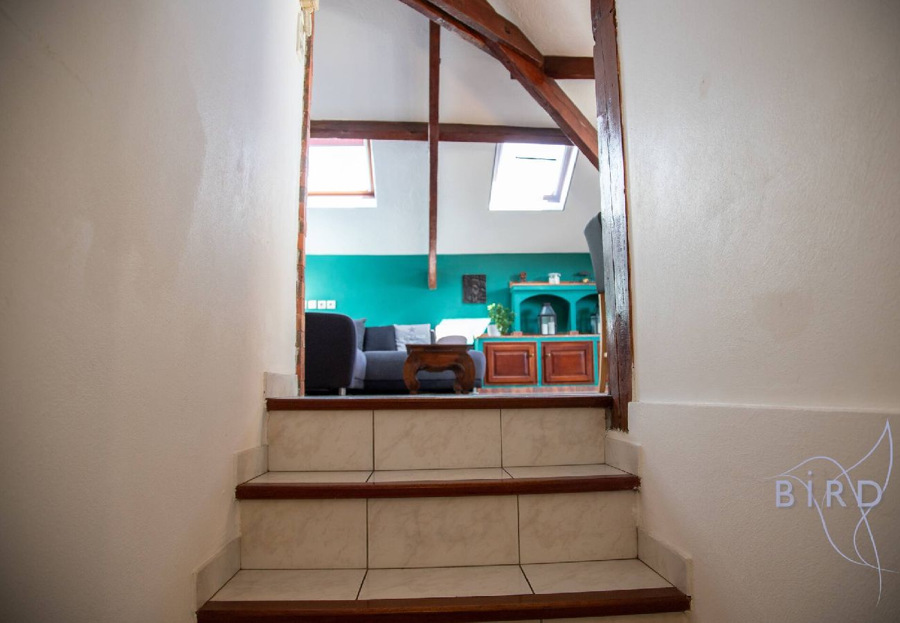 Appartement à Cagnes-sur-Mer - Charme et Authenticité Votre Escapade à 