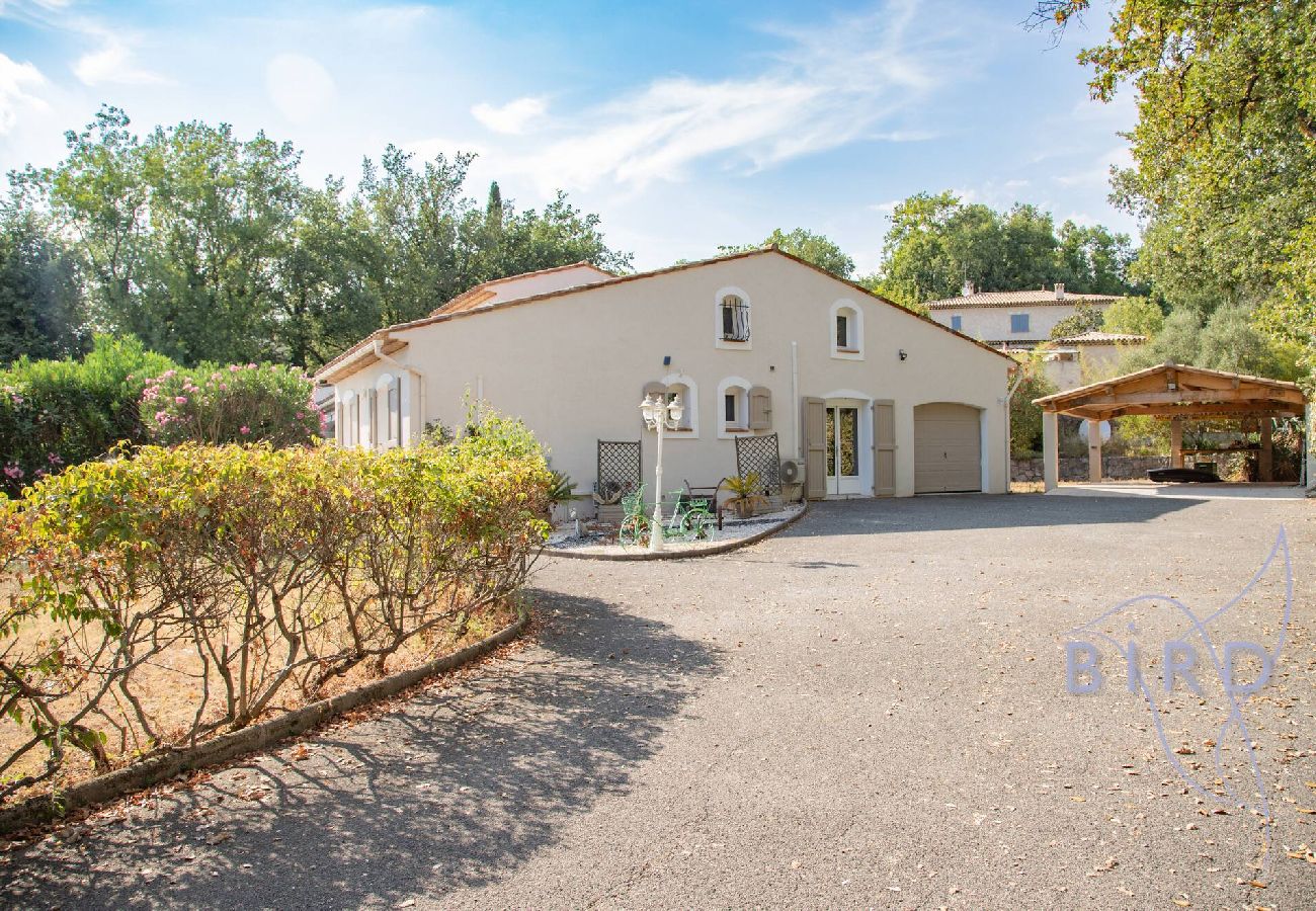 Villa à Tourrettes - Charmante maison provençale Fayence