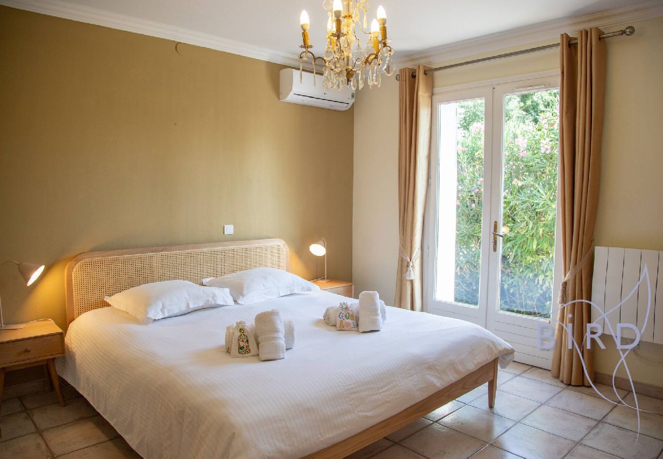 Villa à Tourrettes - Charmante maison provençale Fayence