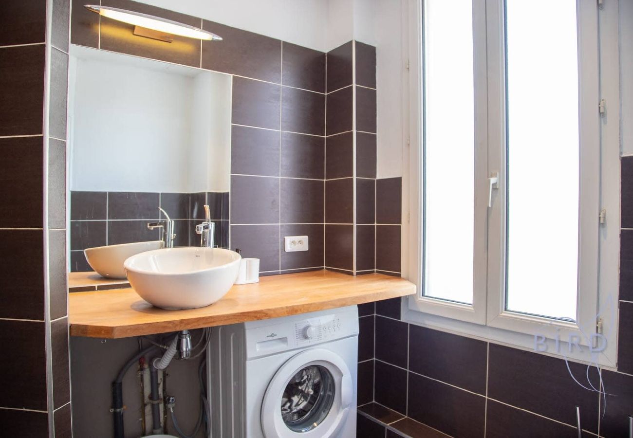 Appartement à Le Cannet - Cosy 2 P sur Sadi Carnot entièrement climatisé 