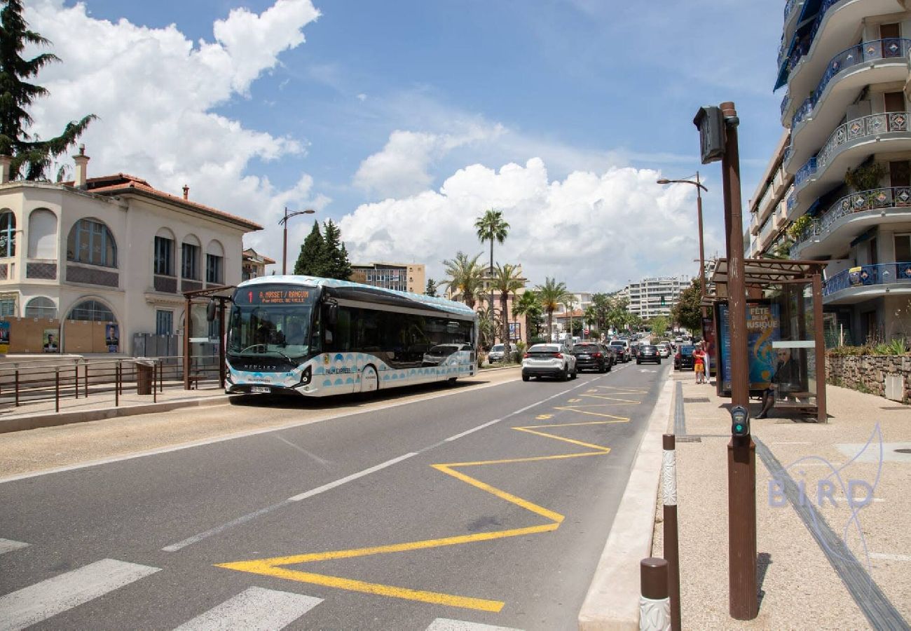 Appartement à Le Cannet - Cosy 2 P sur Sadi Carnot entièrement climatisé 