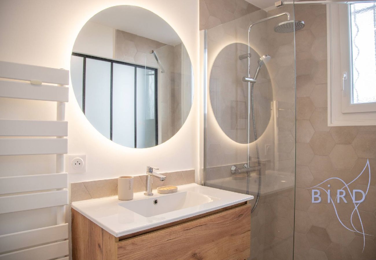 Appartement à Cannes - Un havre de paix en centre-ville à 10 minutes du 