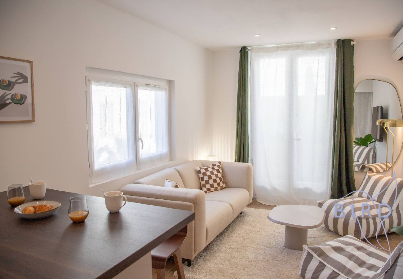 Appartement à Cannes - Un havre de paix en centre-ville à 10 minutes du 