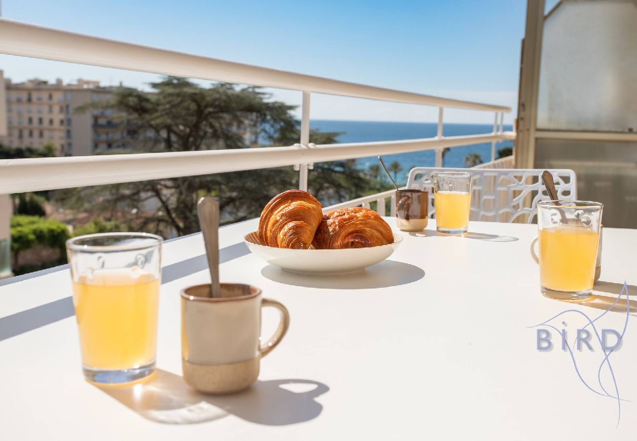 Appartement à Cannes - Cosy appartement rénové avec vue mer 