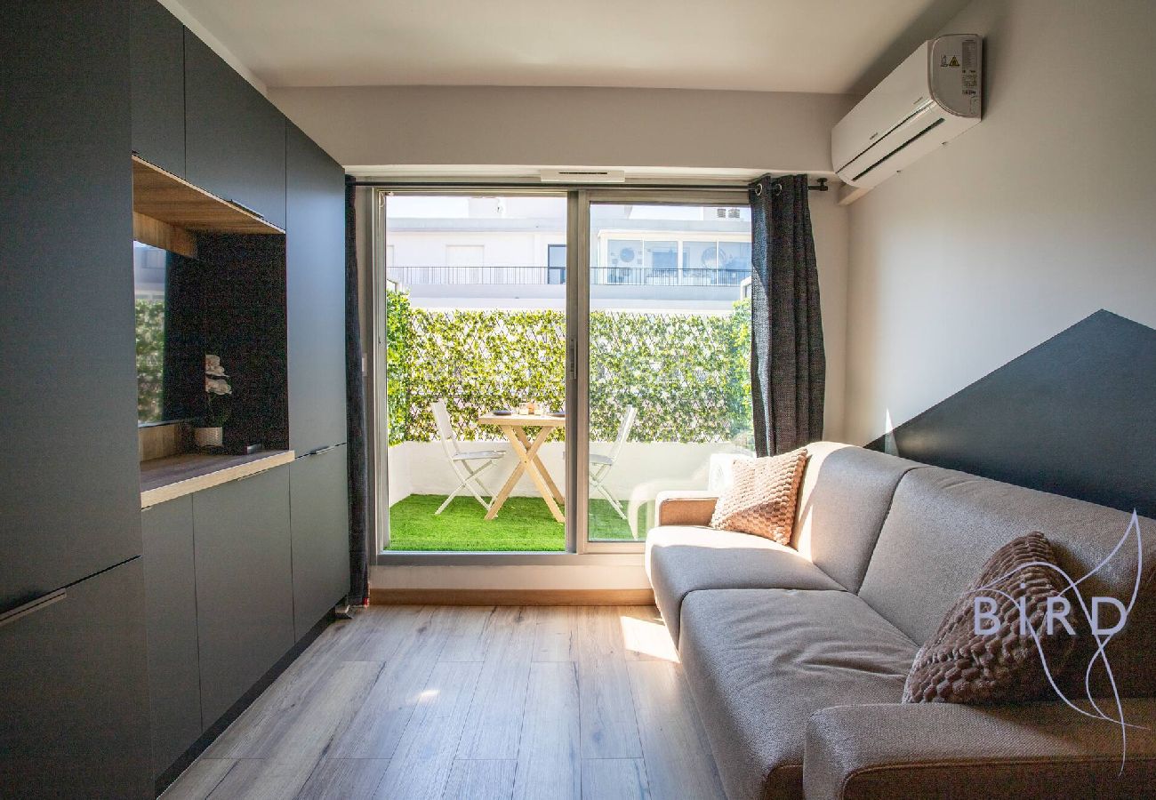 Studio à Antibes - Studio Juan Soleil avec terrasse 
