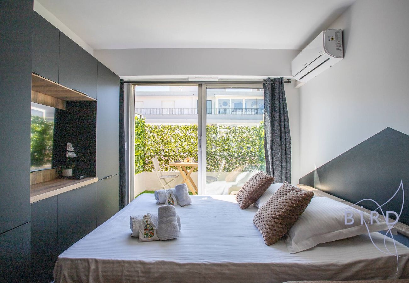 Studio à Antibes - Studio Juan Soleil avec terrasse 