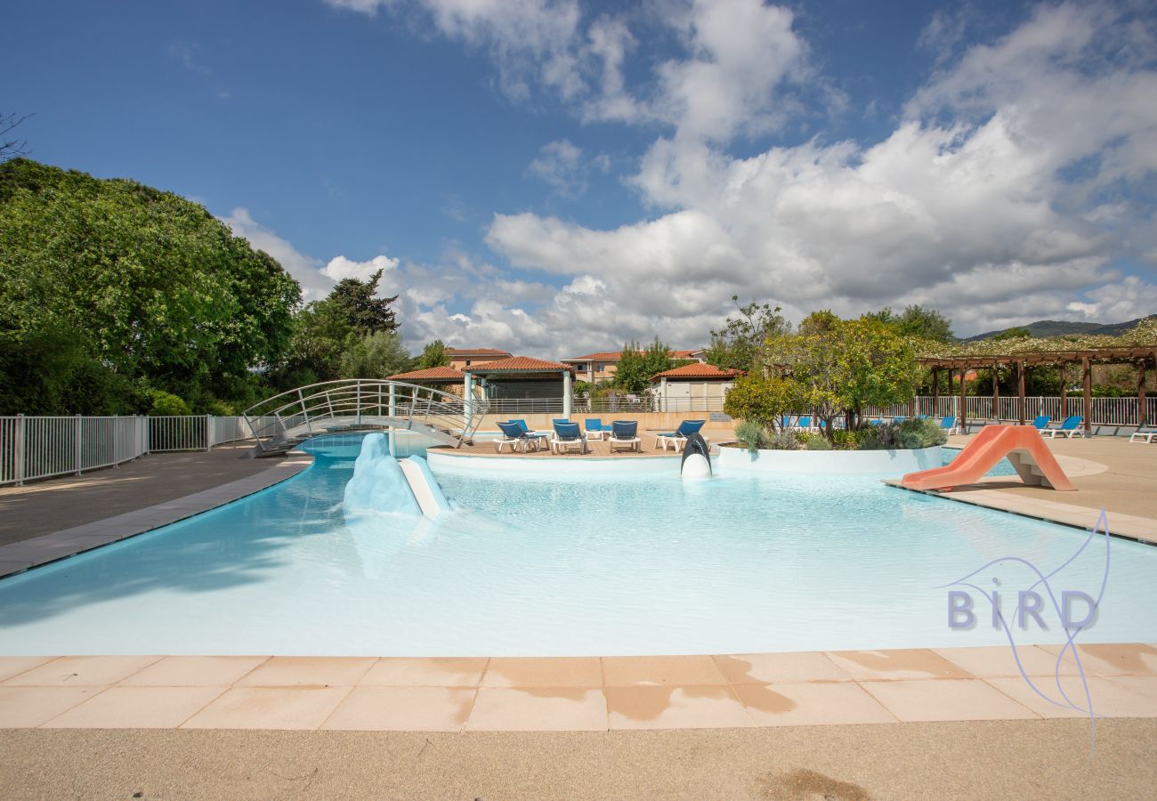 Studio à Mandelieu-la-Napoule - Joli studio avec vue sur le golf proche mer 