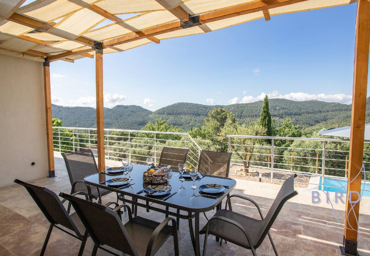 Villa à Bagnols-en-Forêt - Superbe villa néo-provençale piscine climatisée 