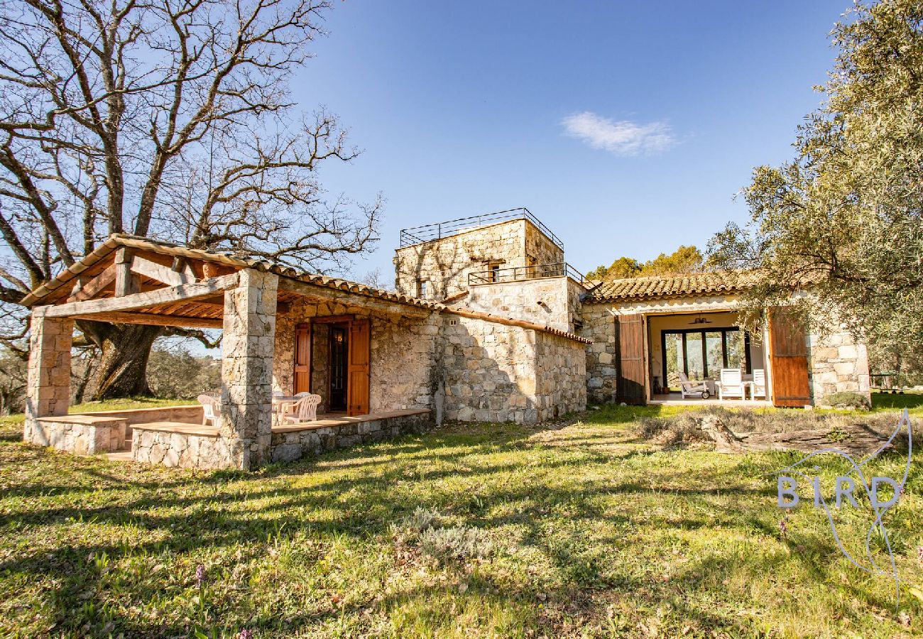 Villa à Tourrettes - magnifique maison en pierre au coeur du pays de Fayence