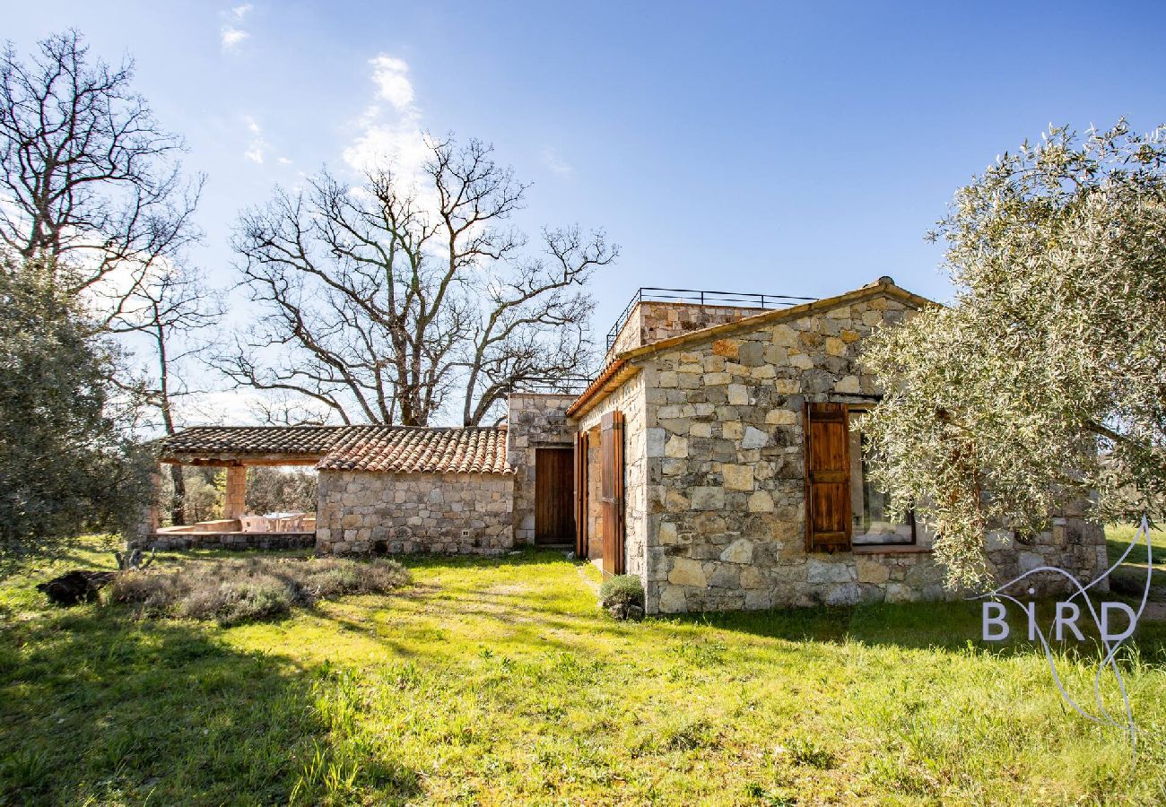 Villa à Tourrettes - magnifique maison en pierre au coeur du pays de Fayence