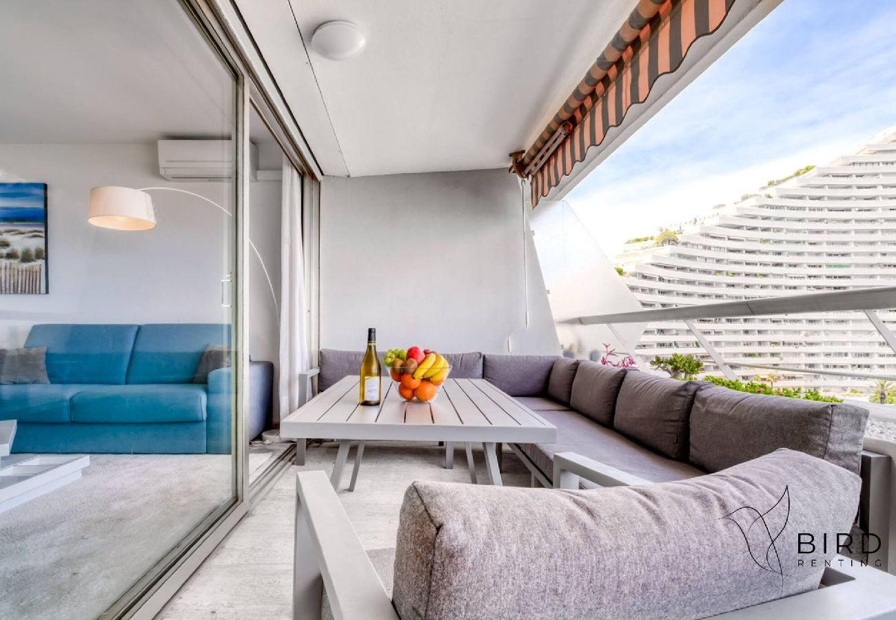 Appartement à Villeneuve-Loubet - Une escapade de rêve en bord de mer 