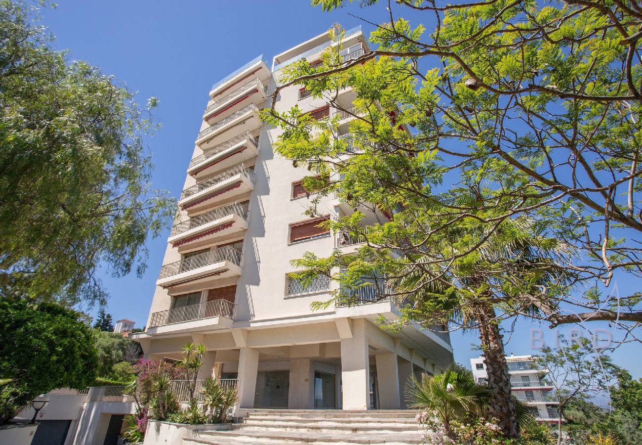Appartement à Antibes - Bel appartement Vue mer piscine parking et clim 