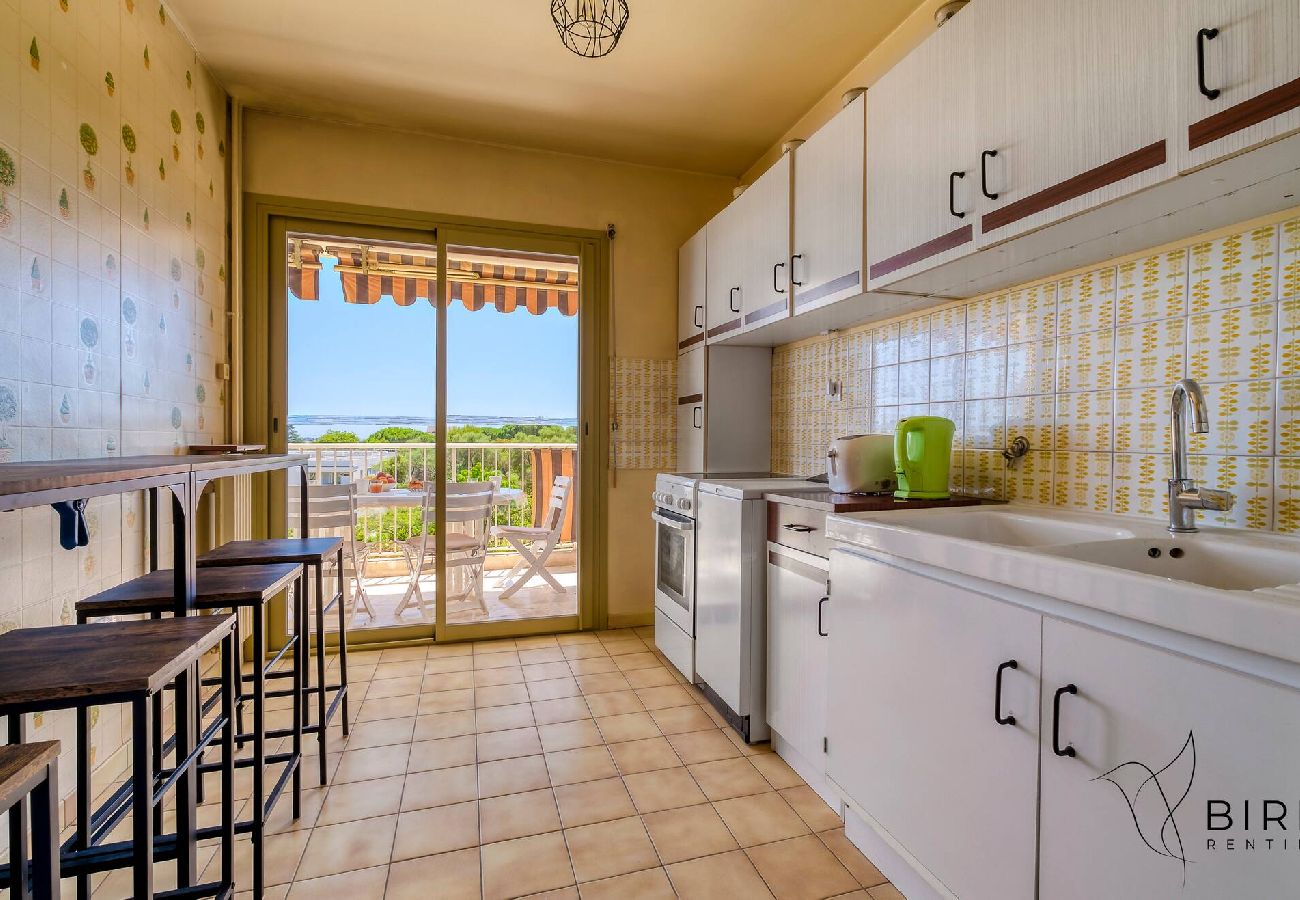 Appartement à Antibes - Les rives d'Azur T2 clim piscine parking 