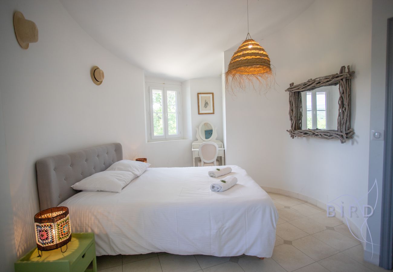 Villa à Callian - Superbe villa en pierre au cœur du Pays de Fayence 