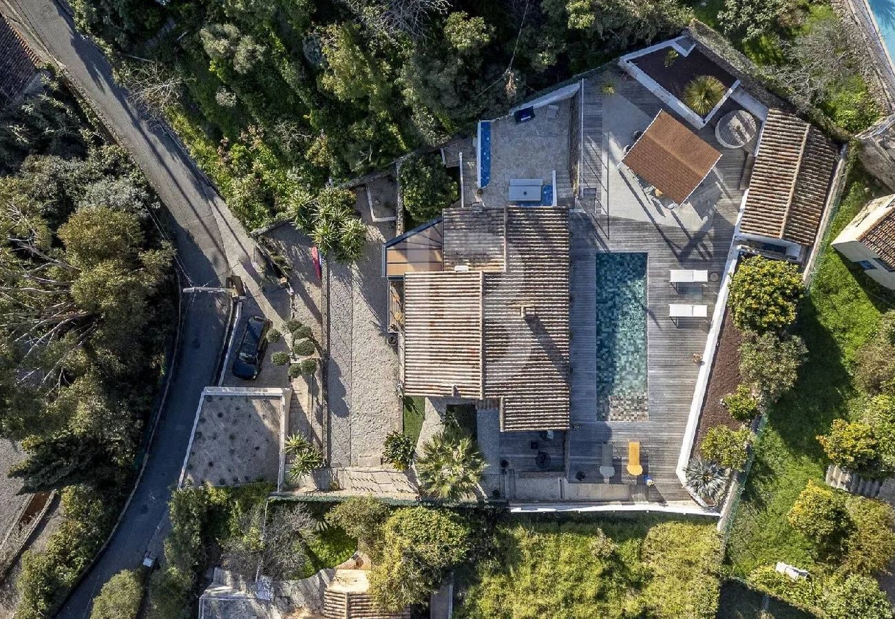 Villa à Vallauris - Villa Vue Mer Piscine Chauffée Élégance Calme 