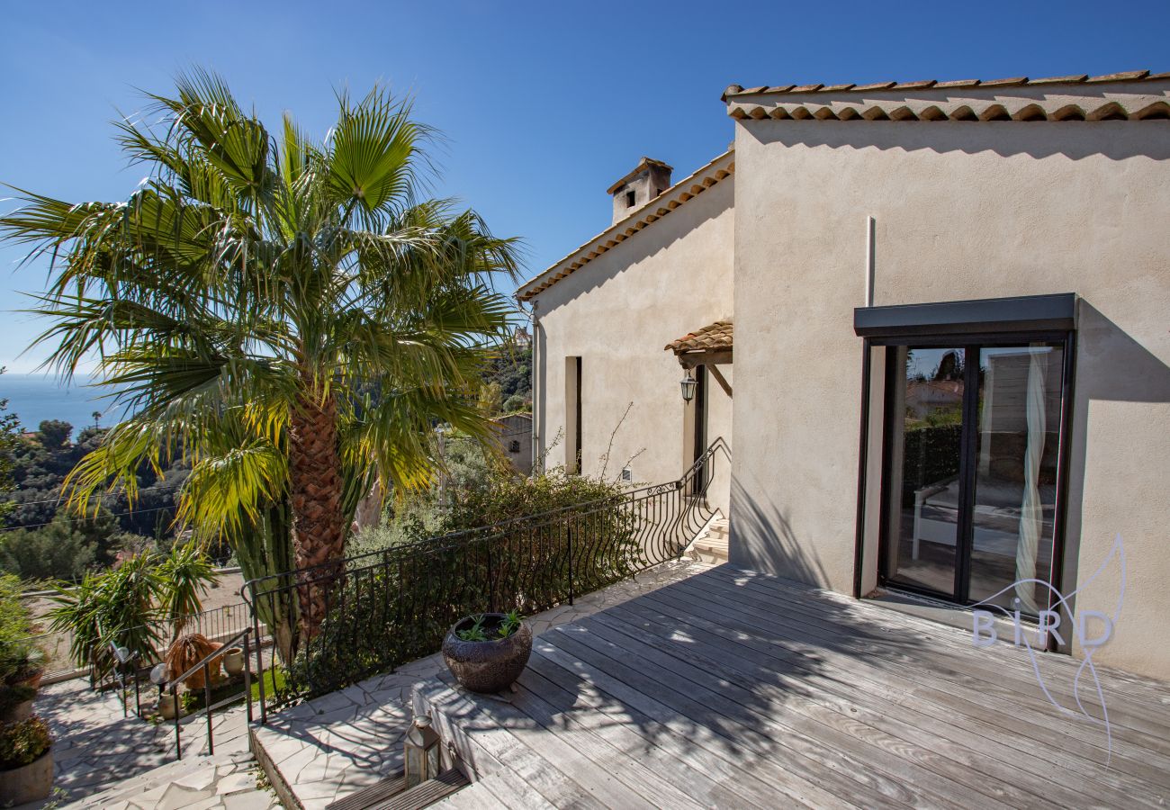 Villa à Vallauris - Villa Vue Mer Piscine Chauffée Élégance Calme 