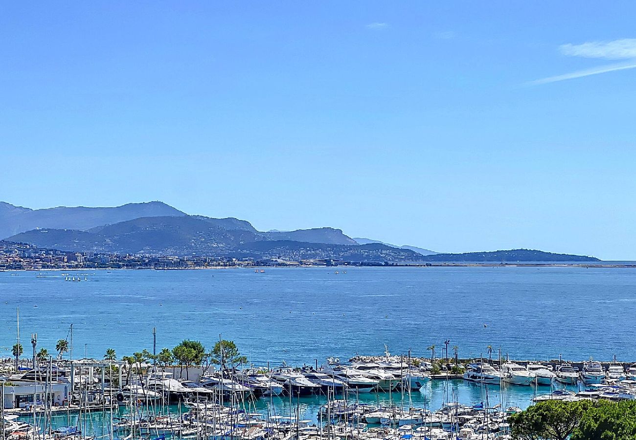 Appartement à Villeneuve-Loubet - Charmant 2p dans la célèbre Marina Baie Des Anges 