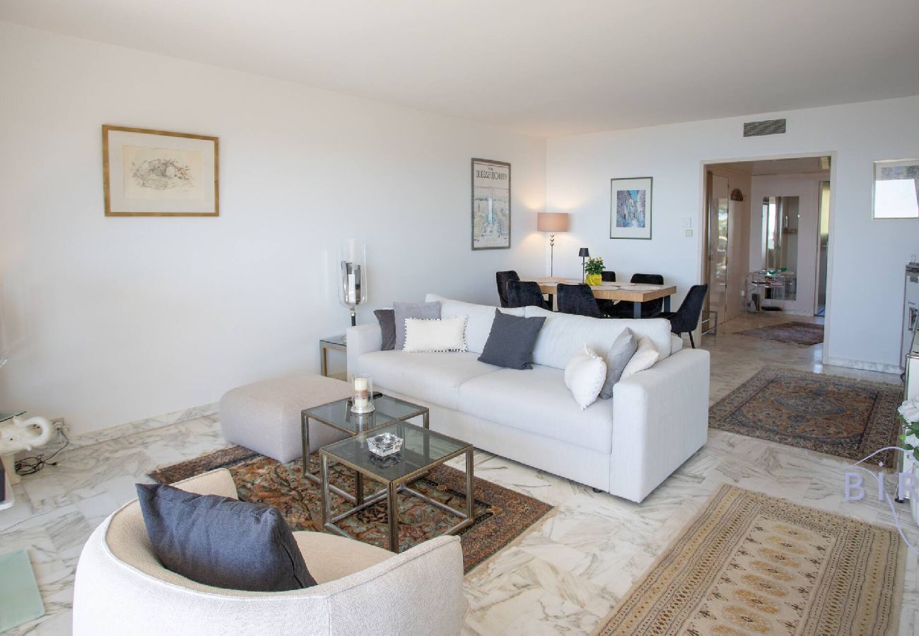 Appartement à Cannes - Bel appartement à Cannes Vue Mer et Piscine 