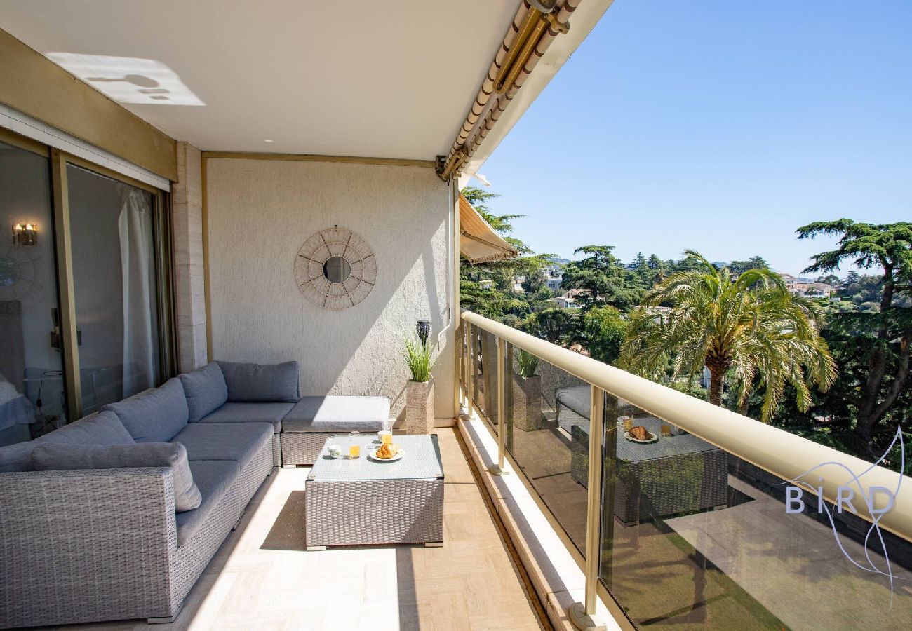 Appartement à Cannes - Bel appartement à Cannes Vue Mer et Piscine 