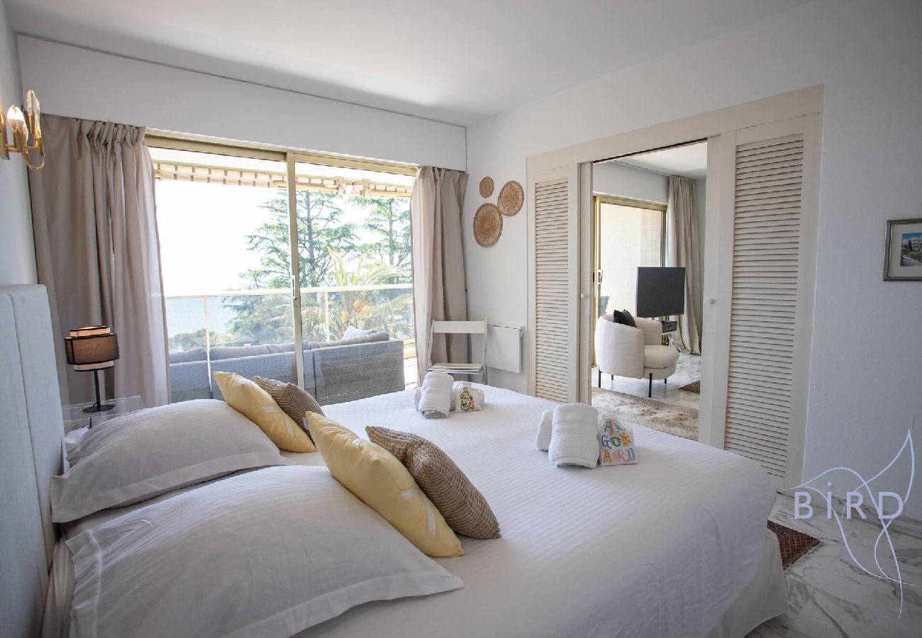 Appartement à Cannes - Bel appartement à Cannes Vue Mer et Piscine 