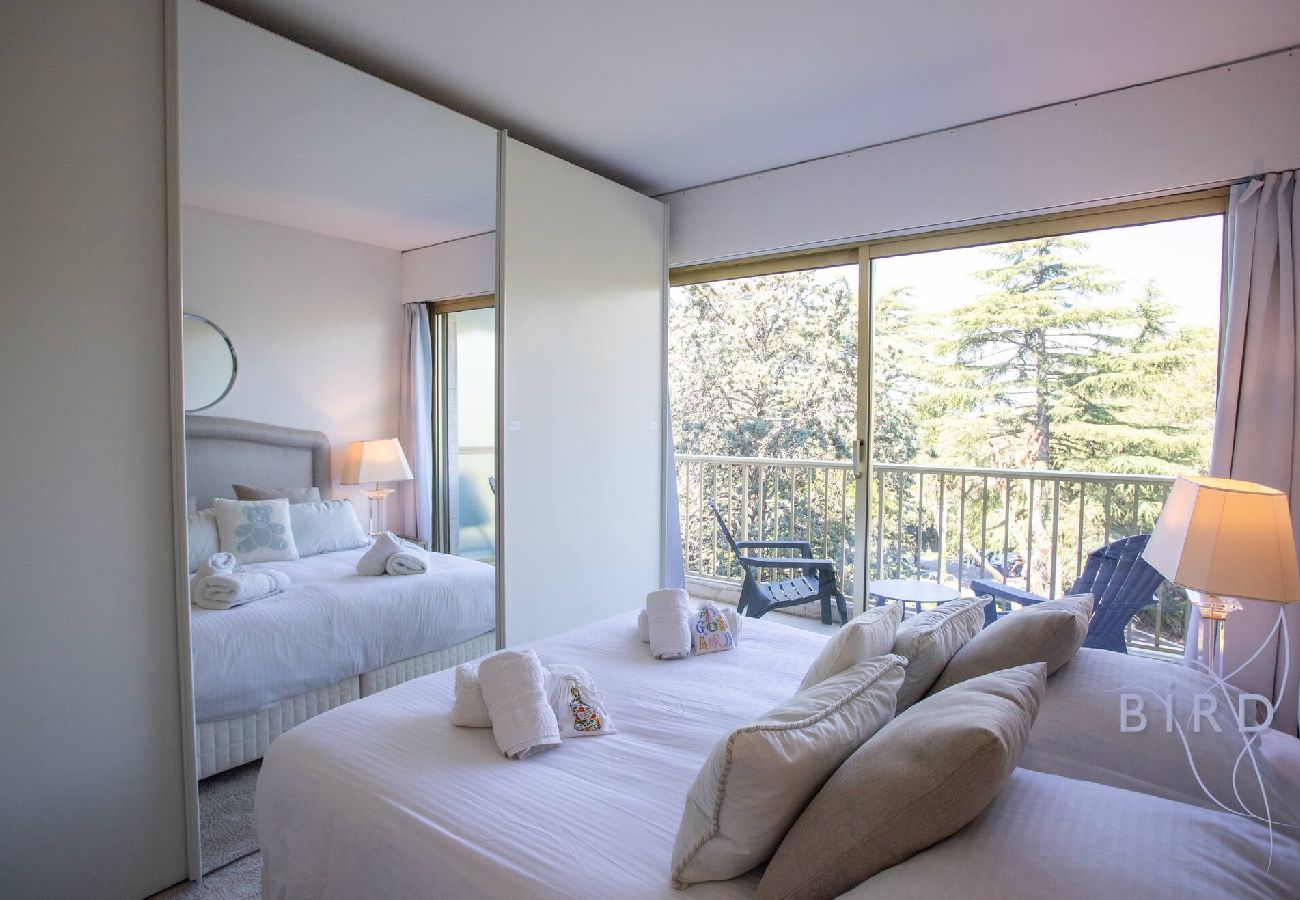 Appartement à Cannes - Bel appartement à Cannes Vue Mer et Piscine 