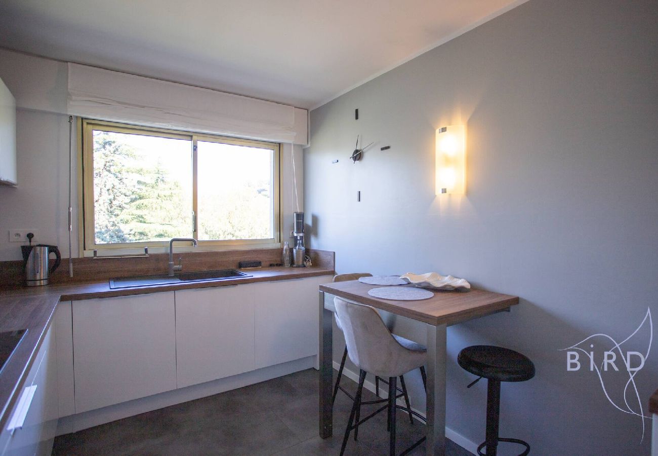 Appartement à Cannes - Bel appartement à Cannes Vue Mer et Piscine 