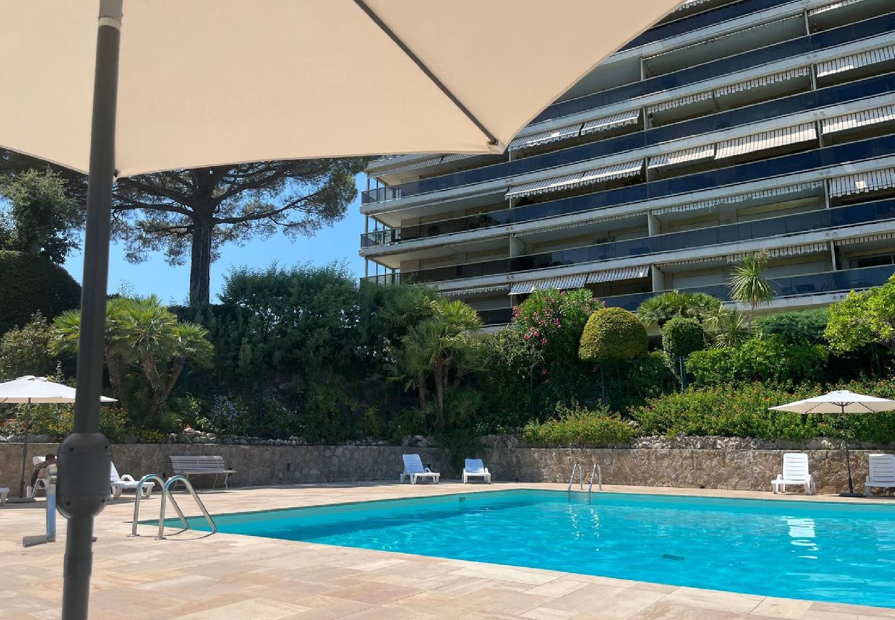 Appartement à Cannes - Bel appartement à Cannes Vue Mer et Piscine 