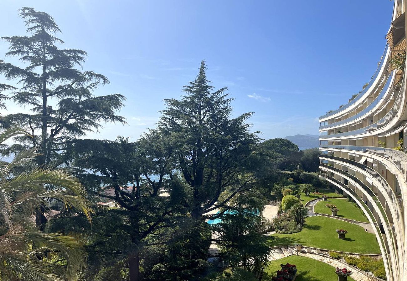 Appartement à Cannes - Bel appartement à Cannes Vue Mer et Piscine 