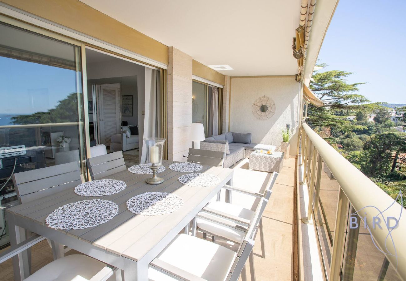 Appartement à Cannes - Bel appartement à Cannes Vue Mer et Piscine 