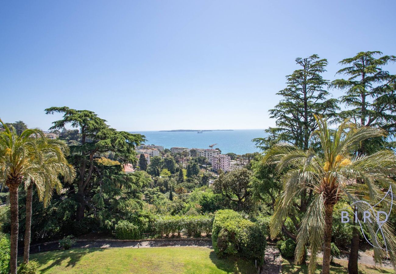 Appartement à Cannes - Bel appartement à Cannes Vue Mer et Piscine 