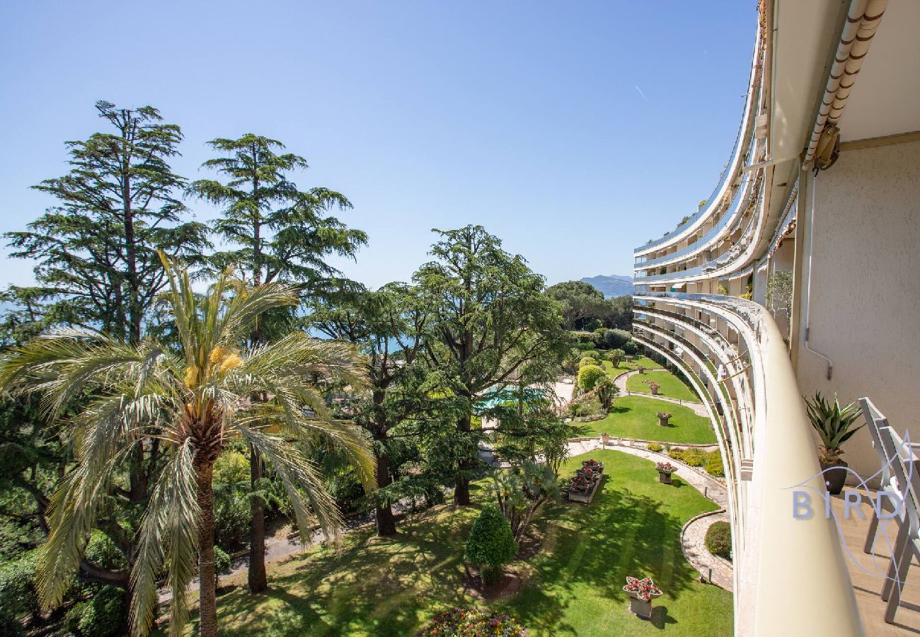 Appartement à Cannes - Bel appartement à Cannes Vue Mer et Piscine 