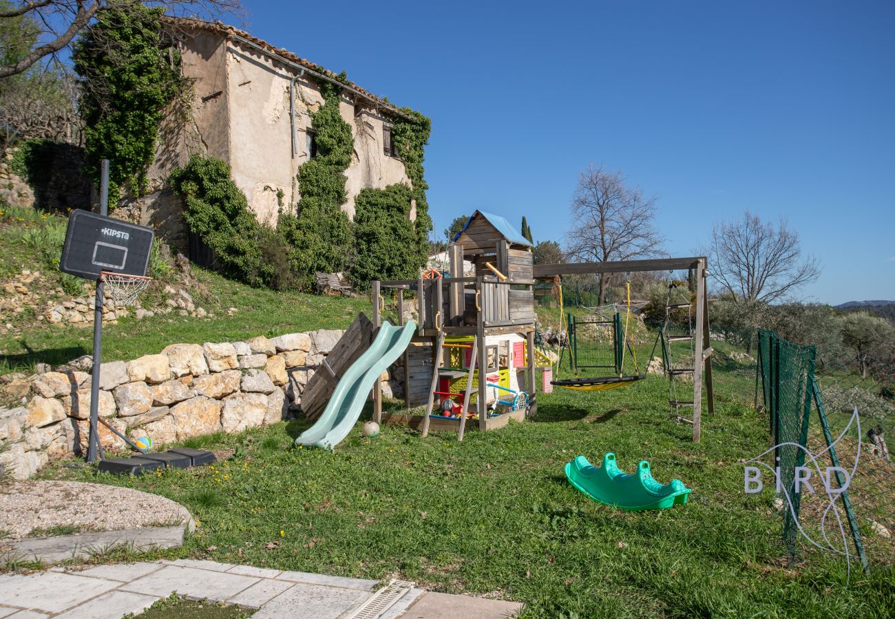 Villa à Montauroux - Moderne et sublime villa provençale AC piscine et vue