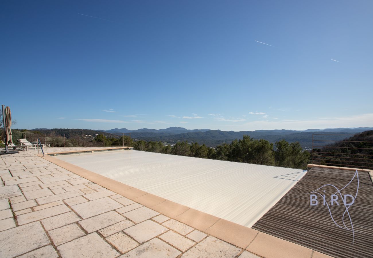 Villa à Montauroux - Moderne et sublime villa provençale AC piscine et vue